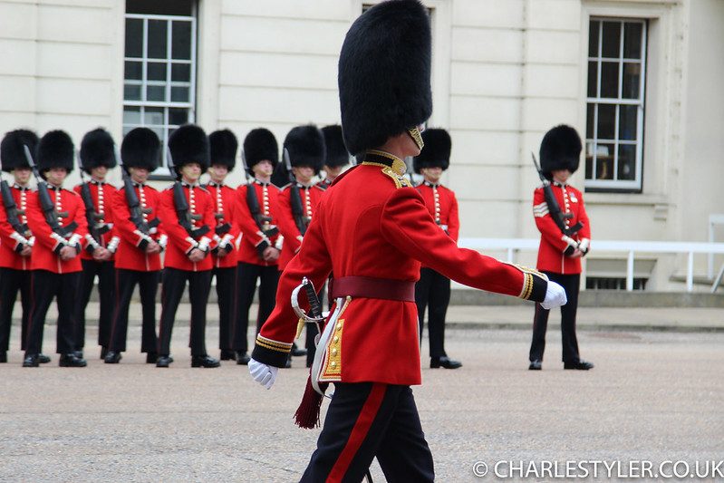 Guardsman outside Buckingham Palace